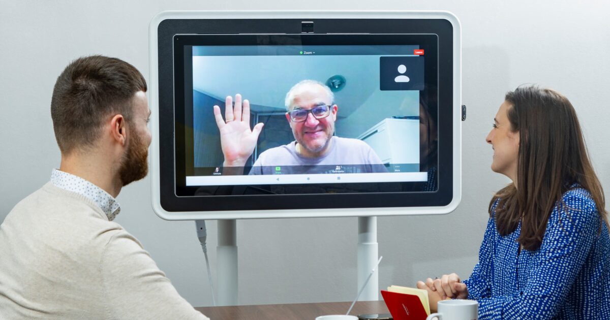 Boost Interaction and Engagement in Meetings With the ‘Communicate & Collaborate’ Range